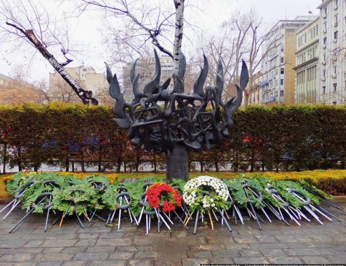 אנדרטת השואה בסלוניקי1