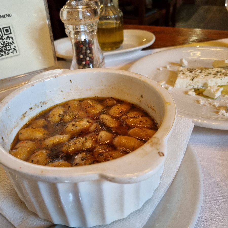 Gigantes Beans