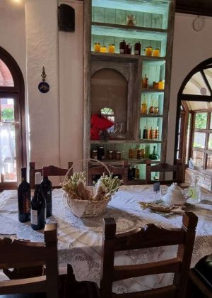 כפר קטן במערב האולימפוס